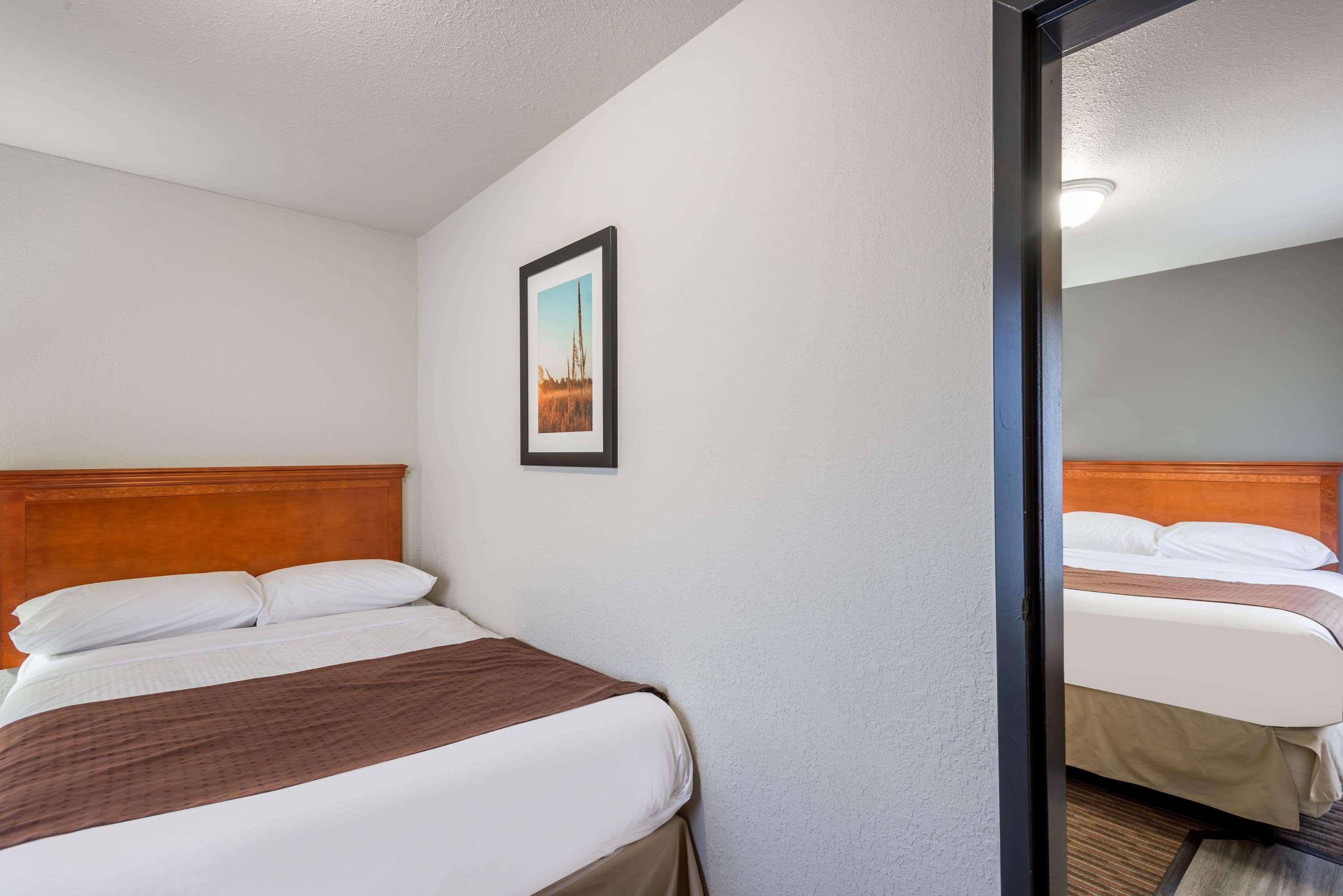 Hotel Super 8 By Wyndham Grande Prairie Extérieur photo