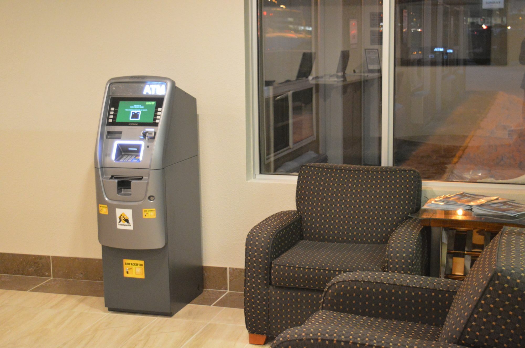 Hotel Super 8 By Wyndham Grande Prairie Extérieur photo
