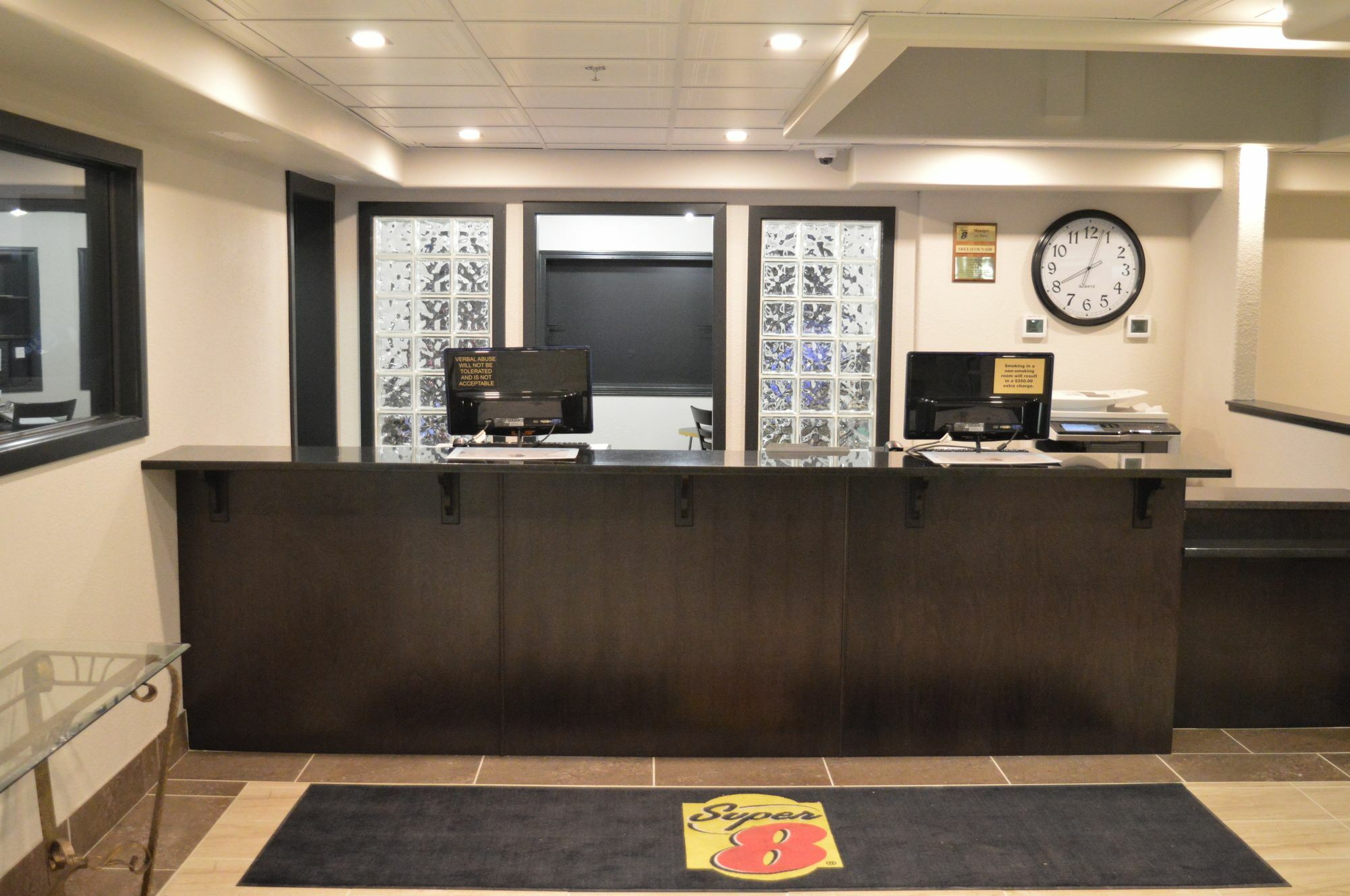 Hotel Super 8 By Wyndham Grande Prairie Extérieur photo